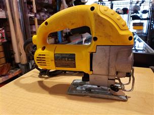 DEWALT DW317 For parts or not working Buya